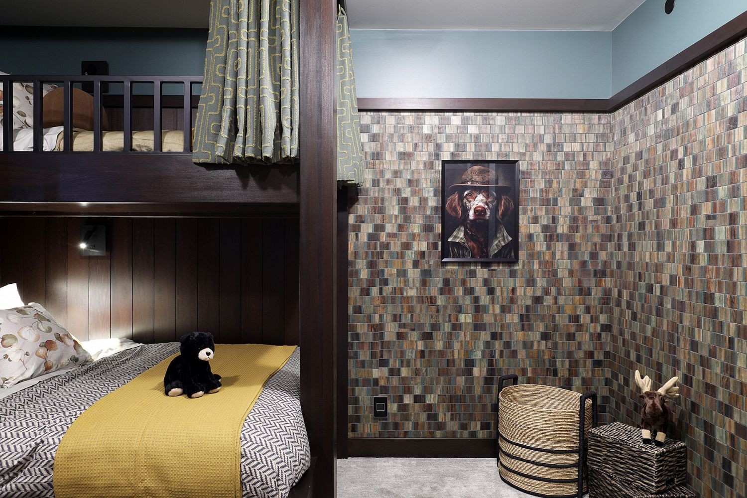 Décor and Furnishings